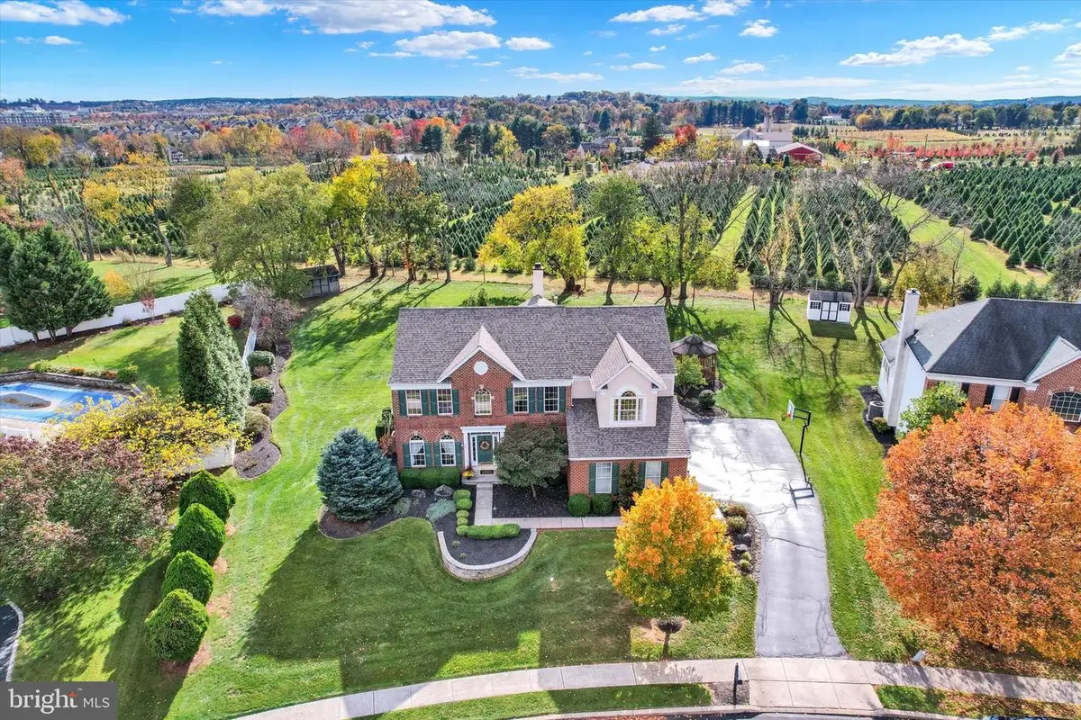 211 Paperbirch Dr, Collegeville, PA 19426 - Image #1