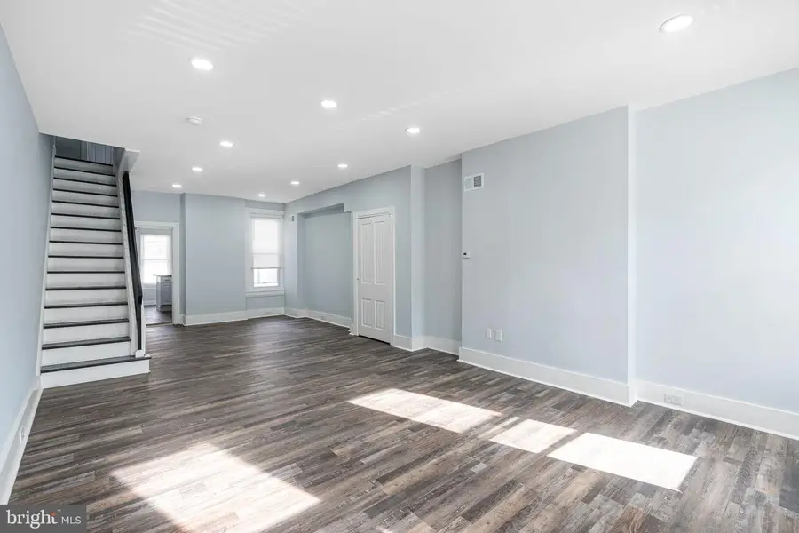 725 W Lafayette St, Norristown, PA 19401 - Image #3