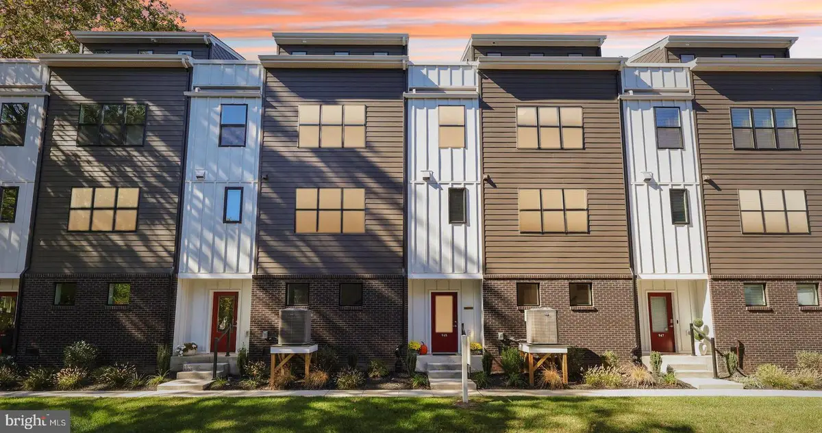 952 Riverplace Dr, Conshohocken, PA 19428 - Image #1