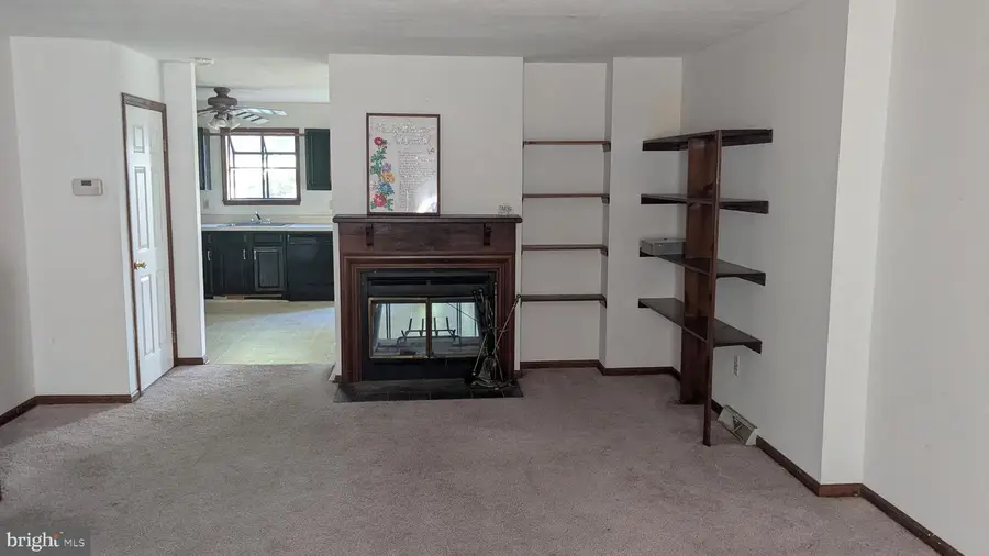 214 Washington Ct, Collegeville, PA 19426 - Image #3