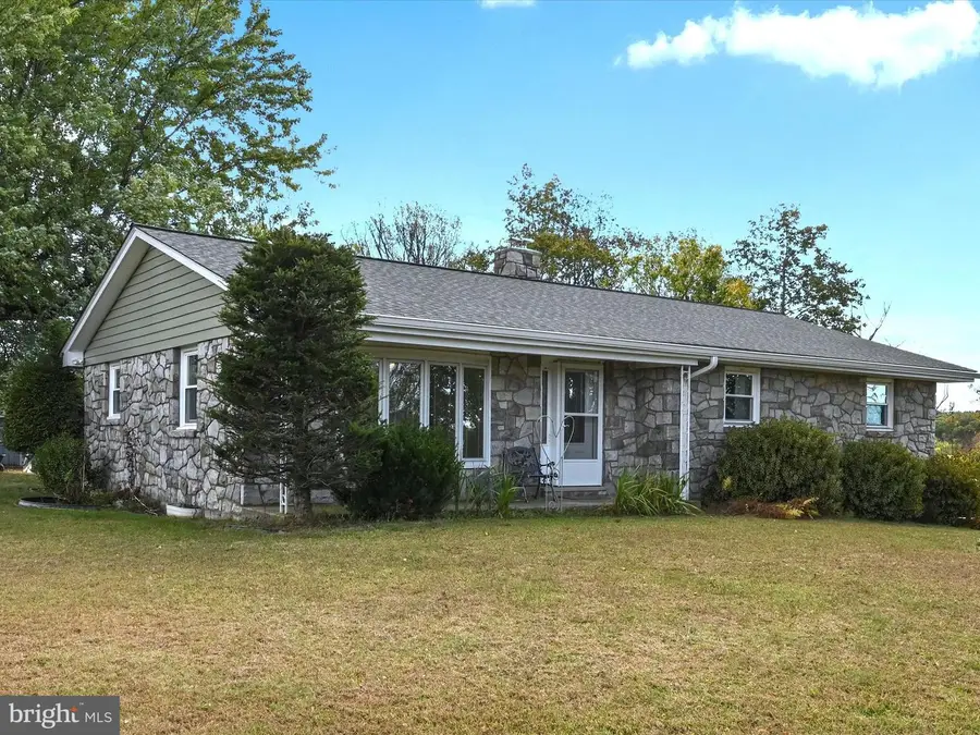 2190 Gilbertsville Rd, Pottstown, PA 19464 - Image #2
