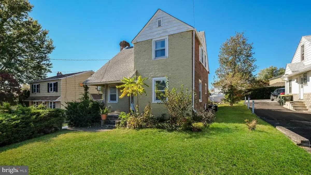 712 N York Rd, Willow Grove, PA 19090 - Image #1