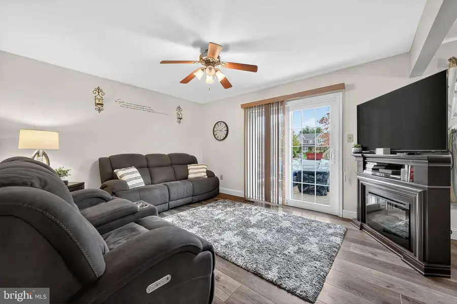 160 Deer Run Ct, Royersford, PA 19468 - Image #3