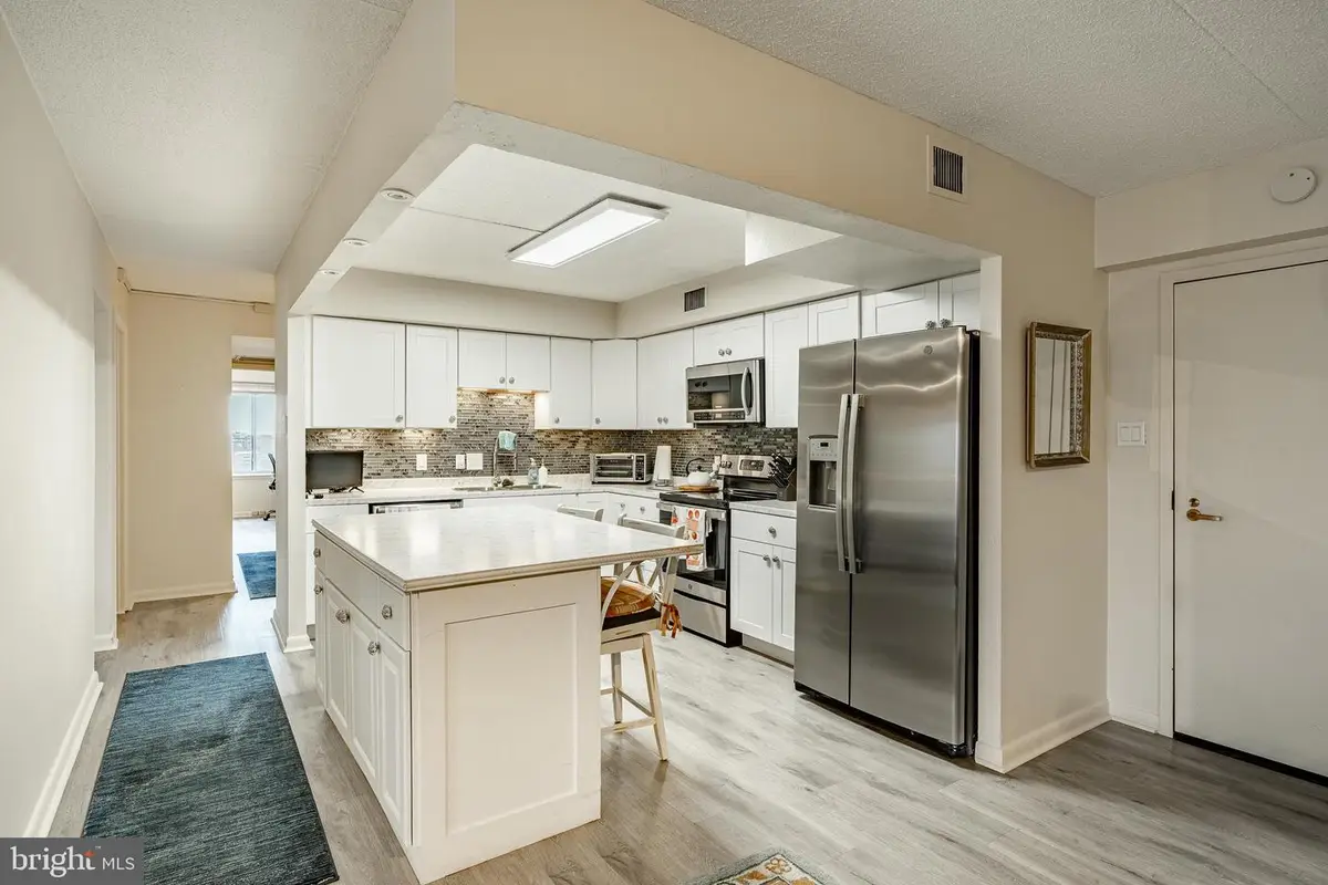 11004 Valley Forge Cir #1004, King Of Prussia, PA 19406 - Image #1