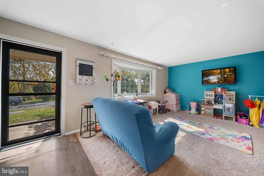 1825 Flintlock Cir, Lansdale, PA 19446 - Image #3