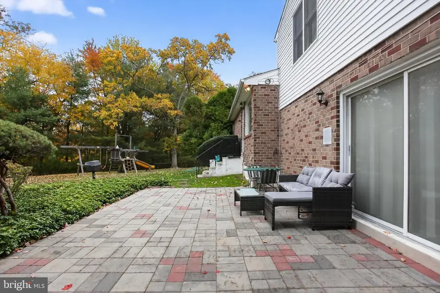 3660 Spring Run Rd, Huntingdon Valley, PA 19006 - Image #3