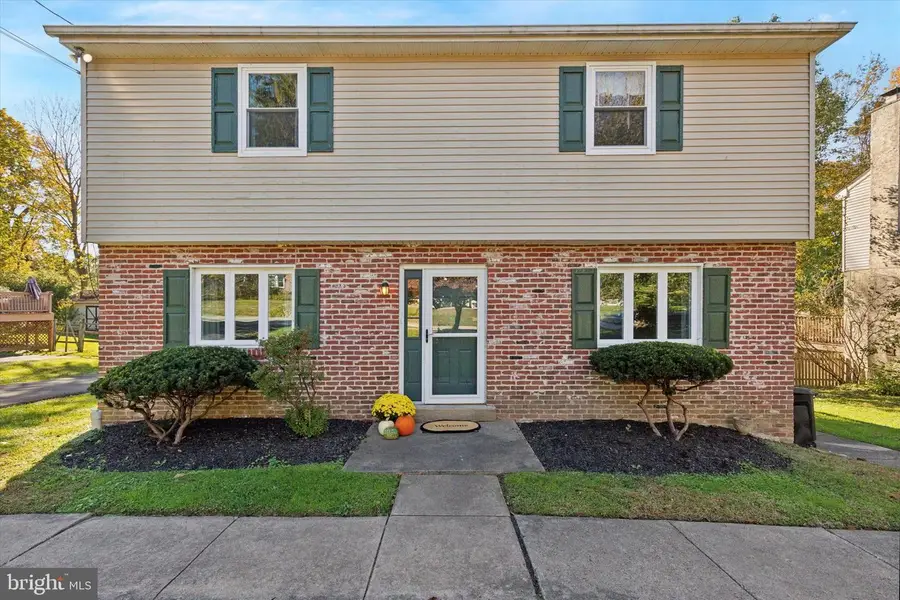 32 Jones Ave, Flourtown, PA 19031 - Image #2