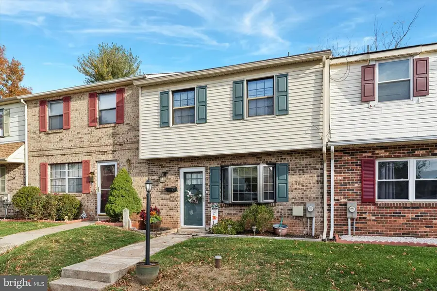 47 Orchard Ct, Royersford, PA 19468 - Image #3