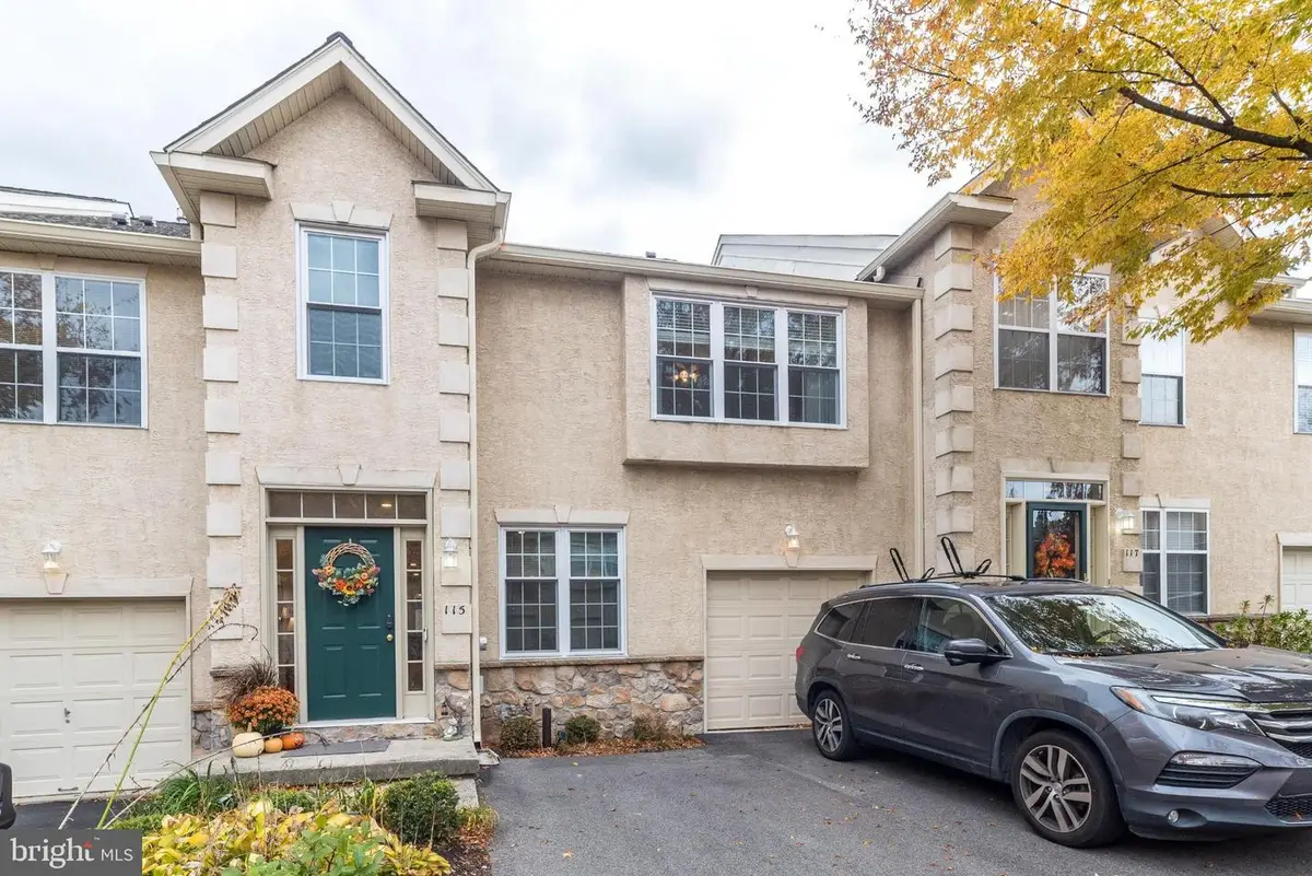 115 Castle Dr, North Wales, PA 19454 - Image #1