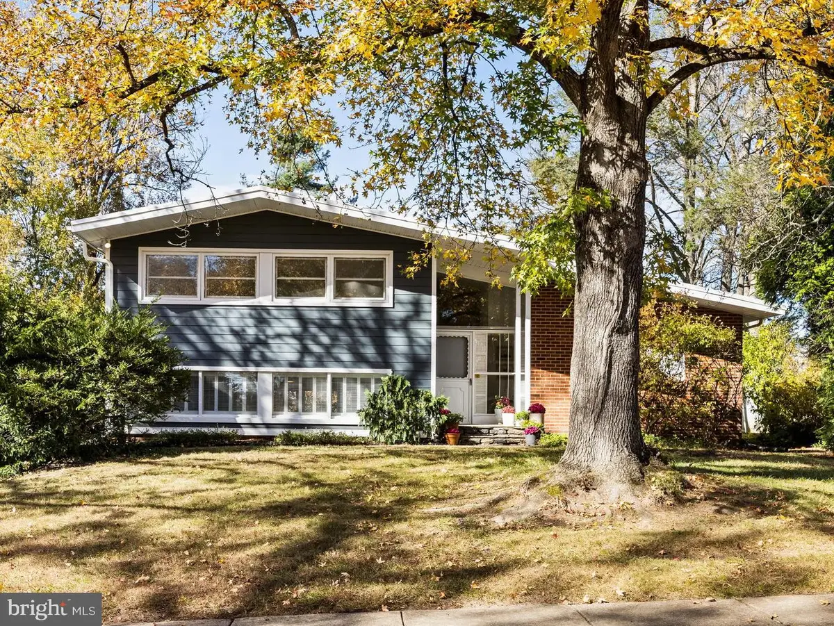 1005 Harston Ln, Erdenheim, PA 19038 - Image #1