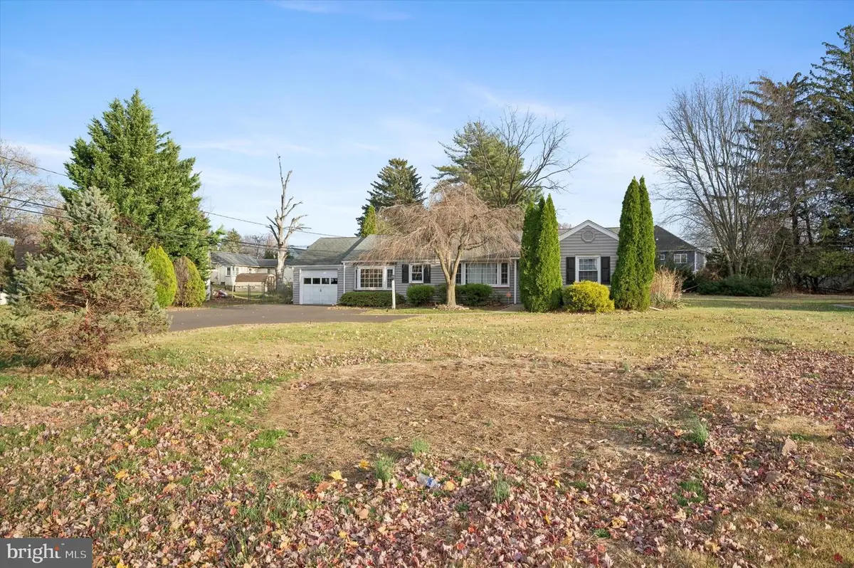 1107 Lansdale Ave, Lansdale, PA 19446 - Image #1