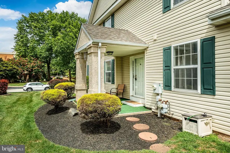 646 Elm St, Royersford, PA 19468 - Image #2