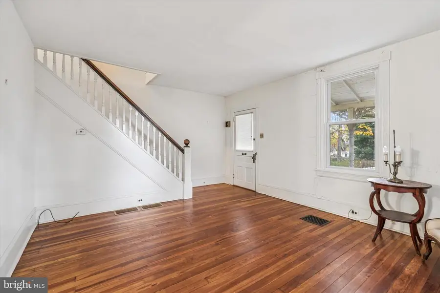 7823 Flourtown Ave, Wyndmoor, PA 19038 - Image #2