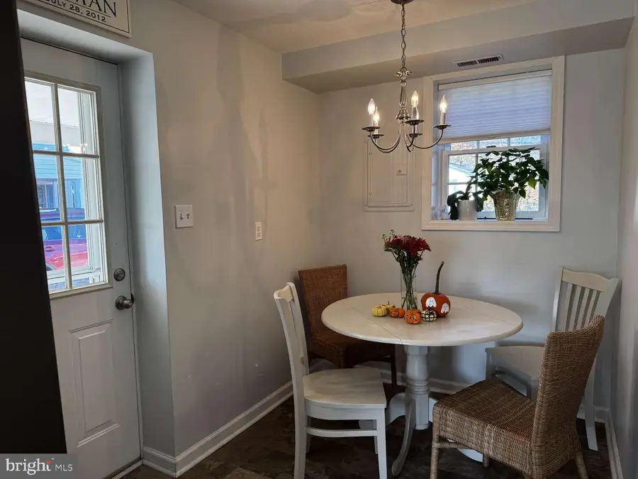 4004 School House Ln, Plymouth Meeting, PA 19462 - Image #2