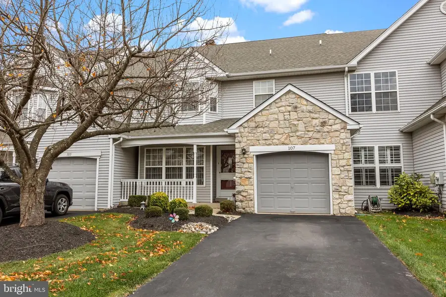 107 Filly Dr, North Wales, PA 19454 - Image #2