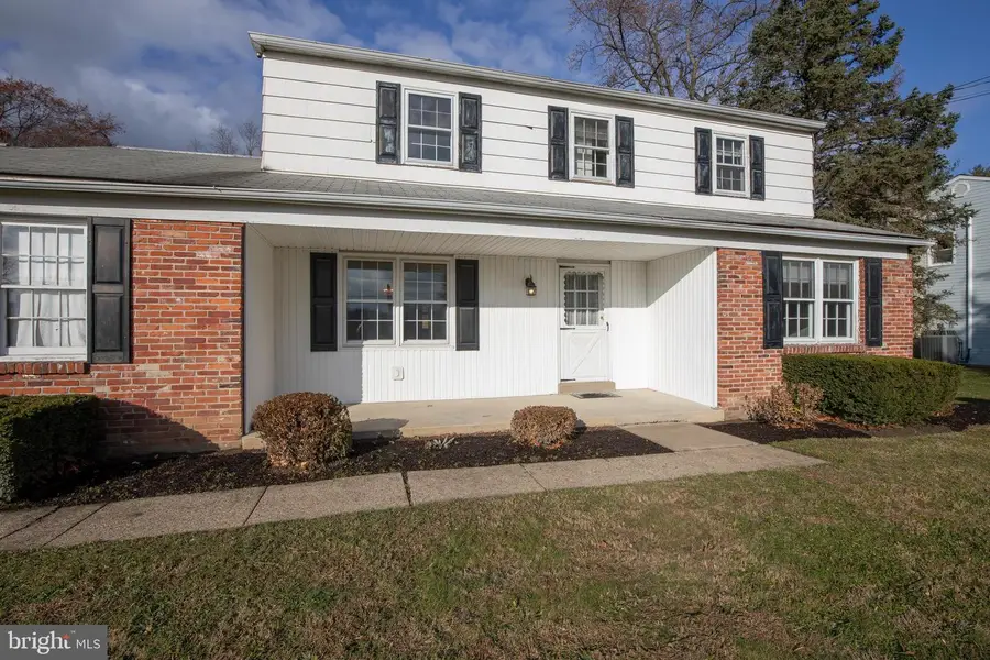 2505 Damian Dr, Hatboro, PA 19040 - Image #2