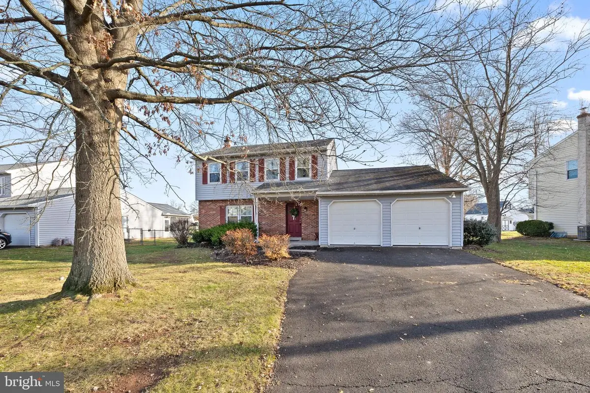 829 Alexander Dr, Hatfield, PA 19440 - Image #1