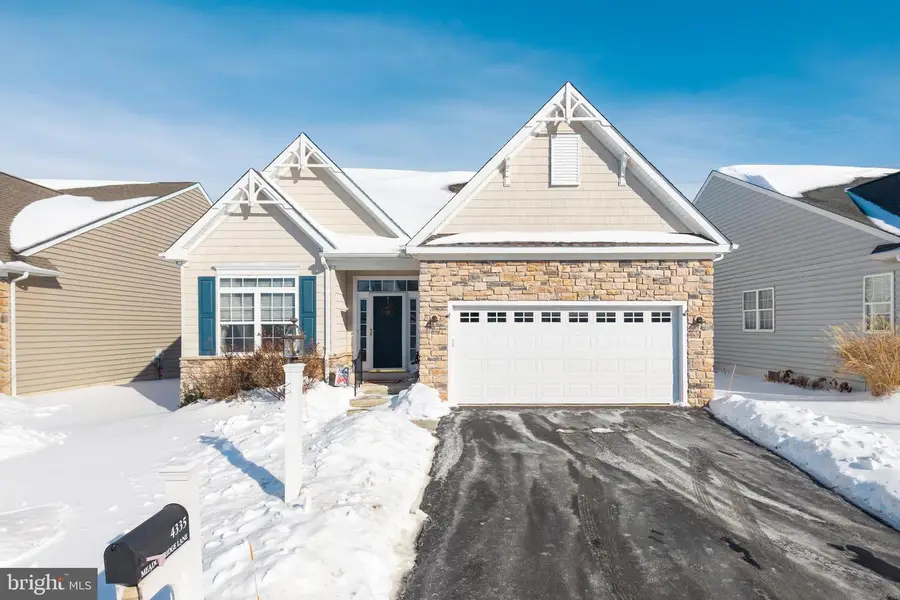 4335 Meadowridge Ln, Collegeville, PA 19426 - #2