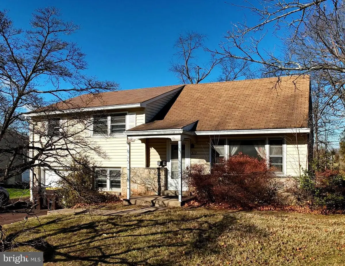 217 Cherry Ln, Lansdale, PA 19446 - Image #1