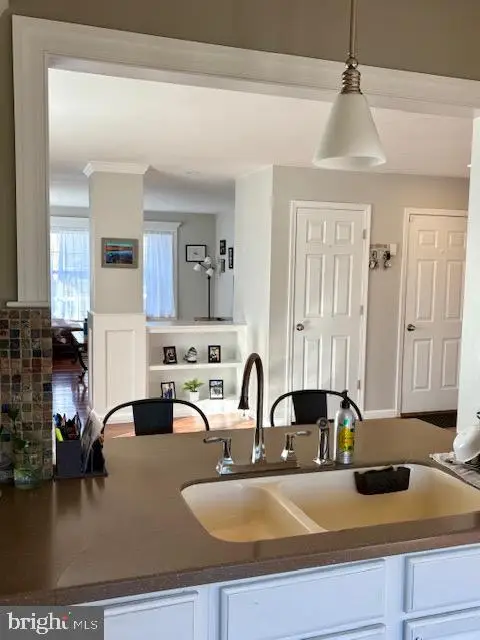 656 Honeysuckle Way, Pennsburg, PA 18073 - Image #3