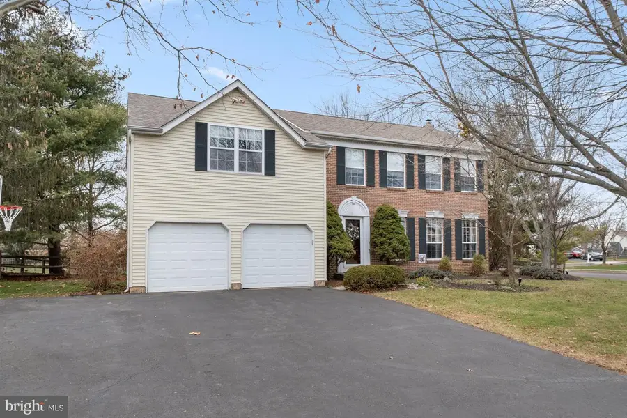 701 Quail Cir, Hatfield, PA 19440 - Image #2