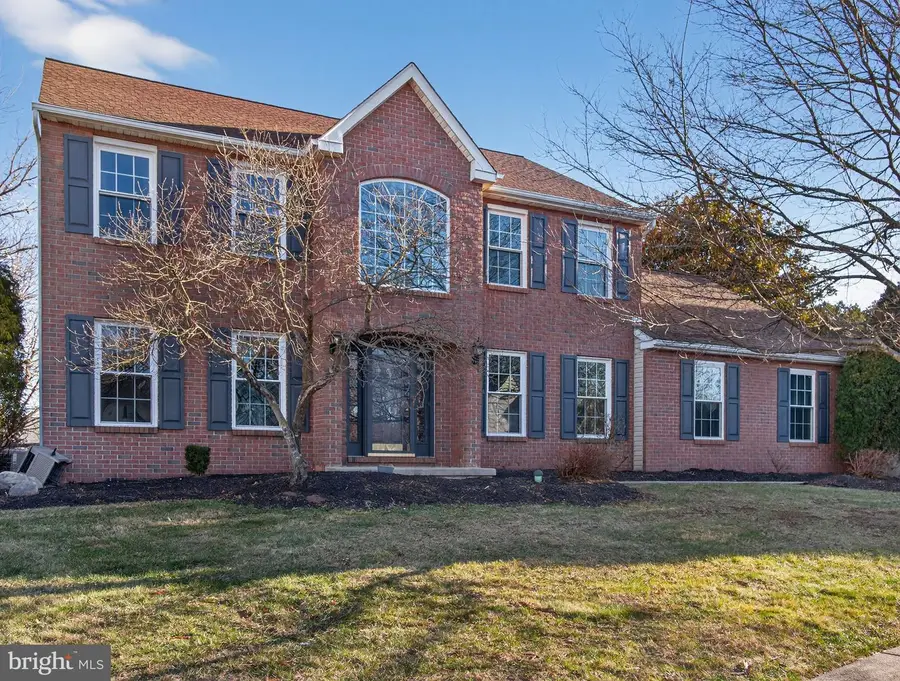 1107 Stratford Cir, Harleysville, PA 19438 - Image #2
