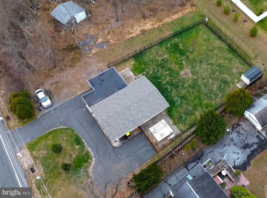 2403 N Charlotte St, Pottstown, PA 19464 - Image #2