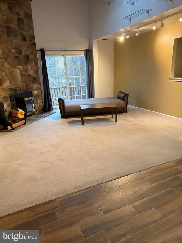 453 Brown Briar Cir, HORSHAM, PA 19044