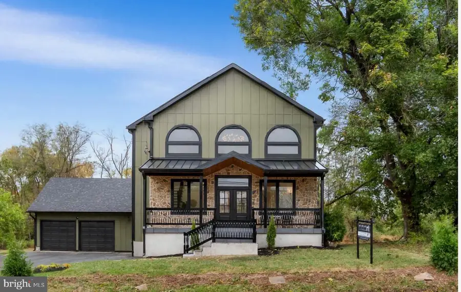 105 W 3rd Ave, Trappe, PA 19426 - Image #2