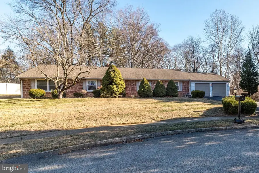 7 Vera Ln, Conshohocken, PA 19428 - Image #2