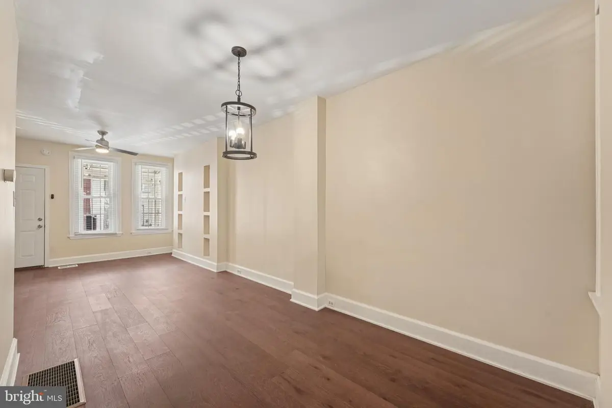 637 Kohn St, Norristown, PA 19401 - Image #1