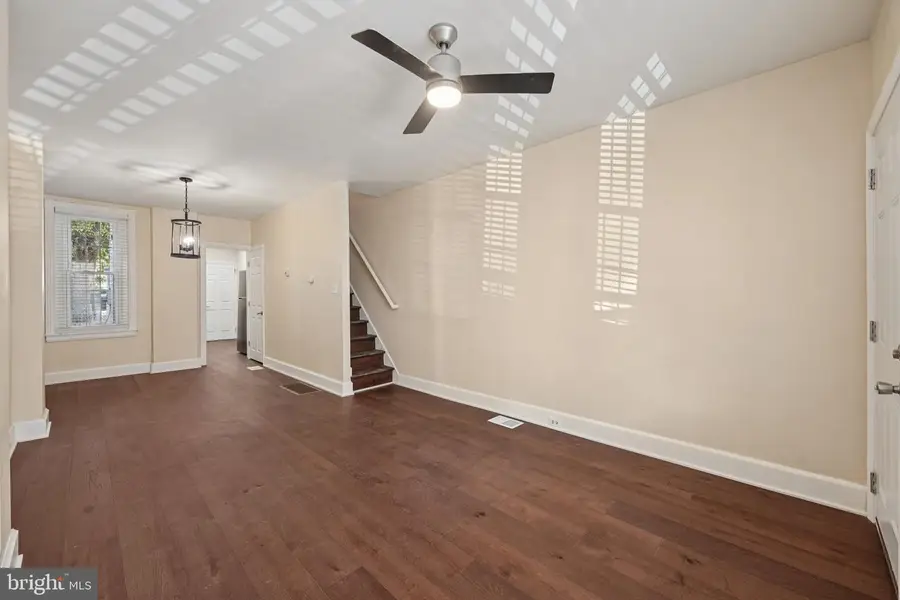 637 Kohn St, Norristown, PA 19401 - Image #2