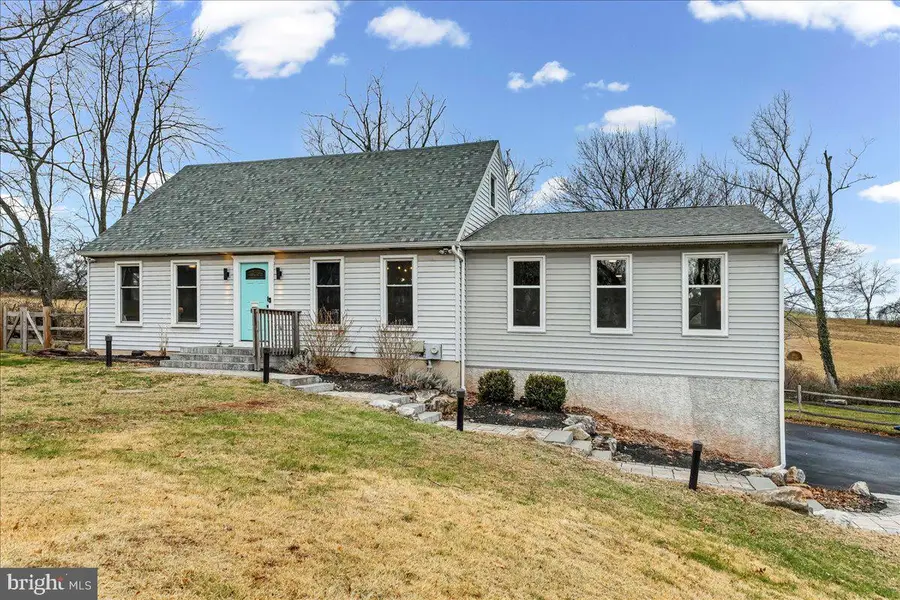 271 E 3rd Ave, Trappe, PA 19426 - Image #2
