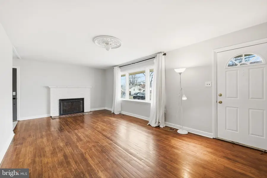 233 Garden Ave, Horsham, PA 19044 - Image #2