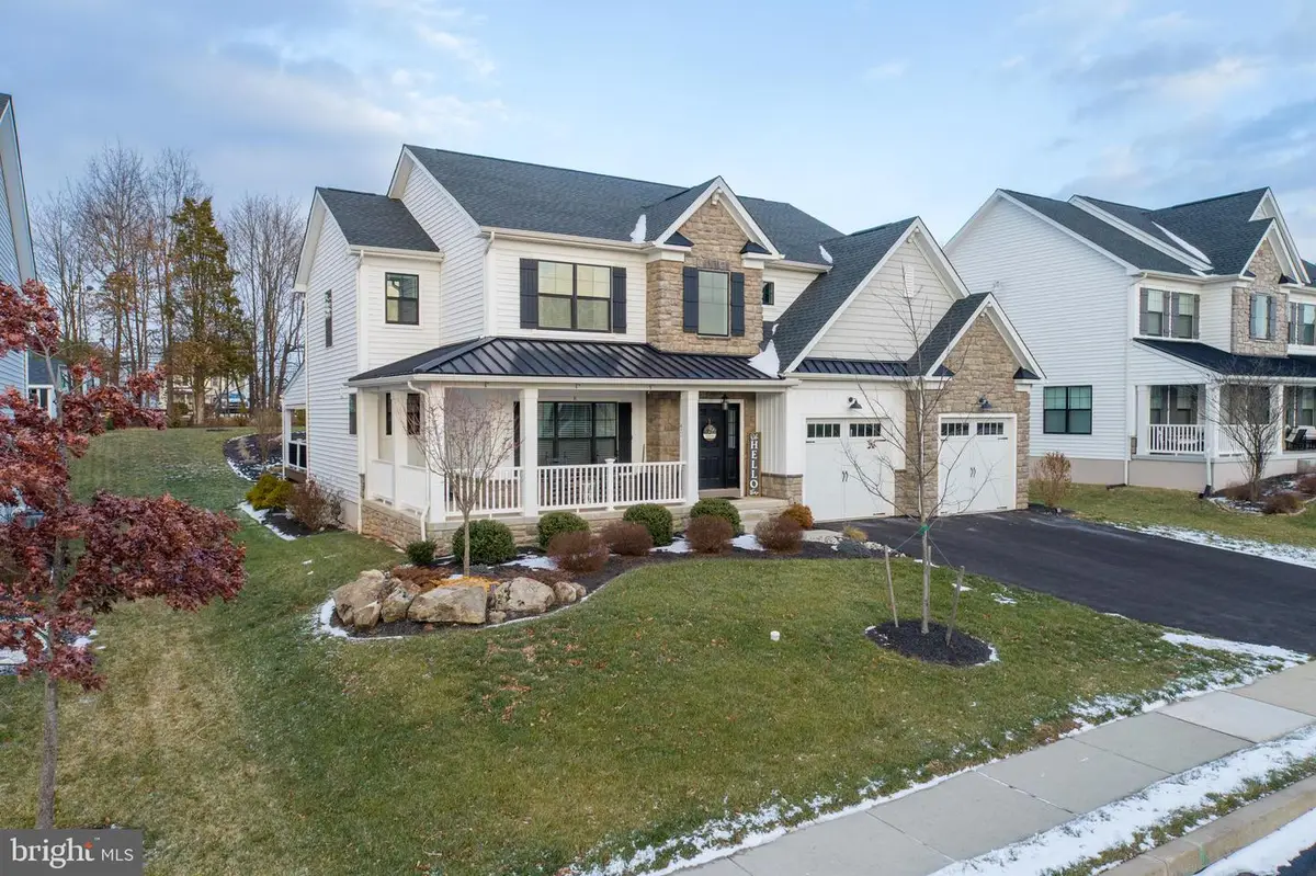 1024 Bayberry Dr, Pennsburg, PA 18073 - Image #1