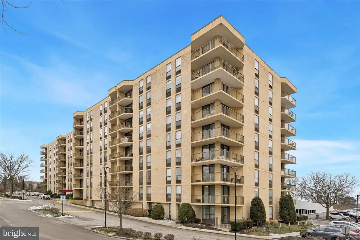 666 W Germantown Pike #2101, Plymouth Meeting, PA 19462 - Image #1