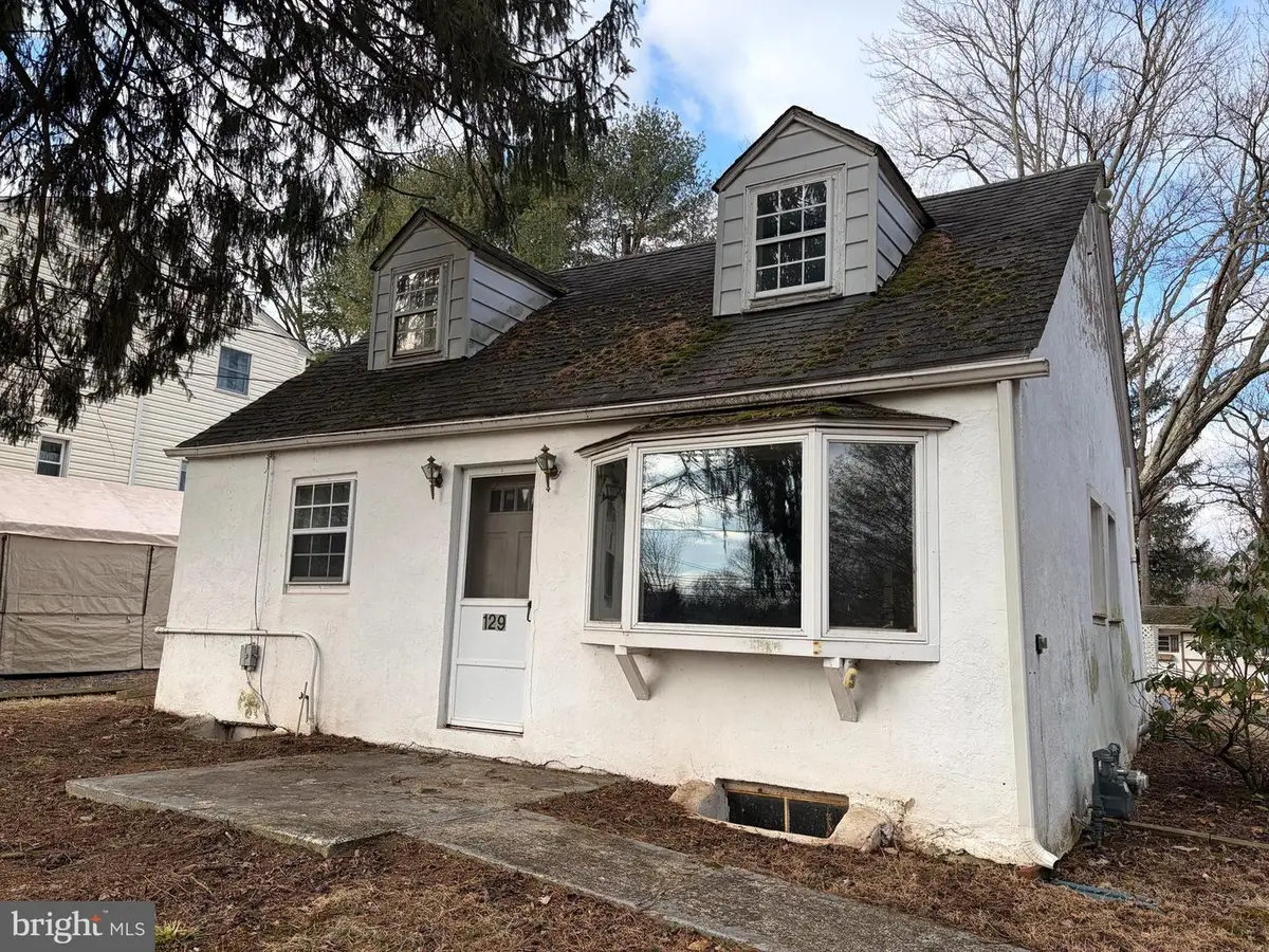 129 W 3rd Ave, Trappe, PA 19426 - Image #1