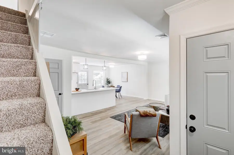 8407 Hull Dr, Glenside, PA 19038 - #2