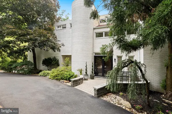 1351 Bobarn Dr, PENN VALLEY, PA 19072