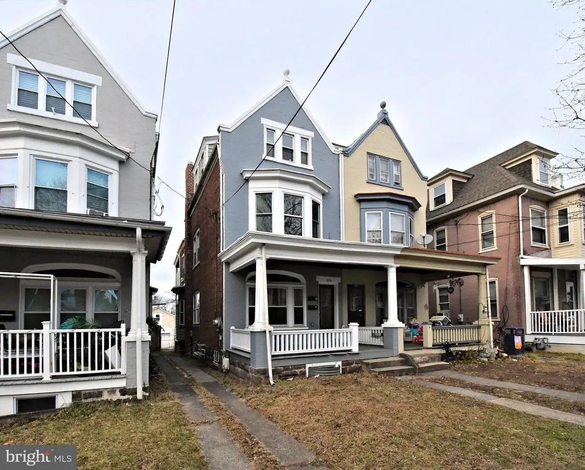 379 N Charlotte St, Pottstown, PA 19464 - Image #1