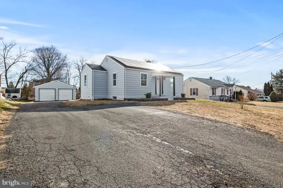 1196 N State St, Pottstown, PA 19464 - #3