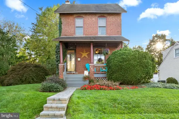 220 S 8th St, NORTH WALES, PA 19454