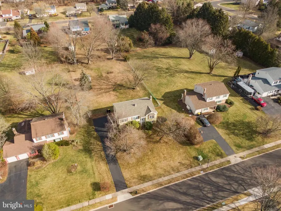 13 Glen Rd, Lansdale, PA 19446 - Image #3