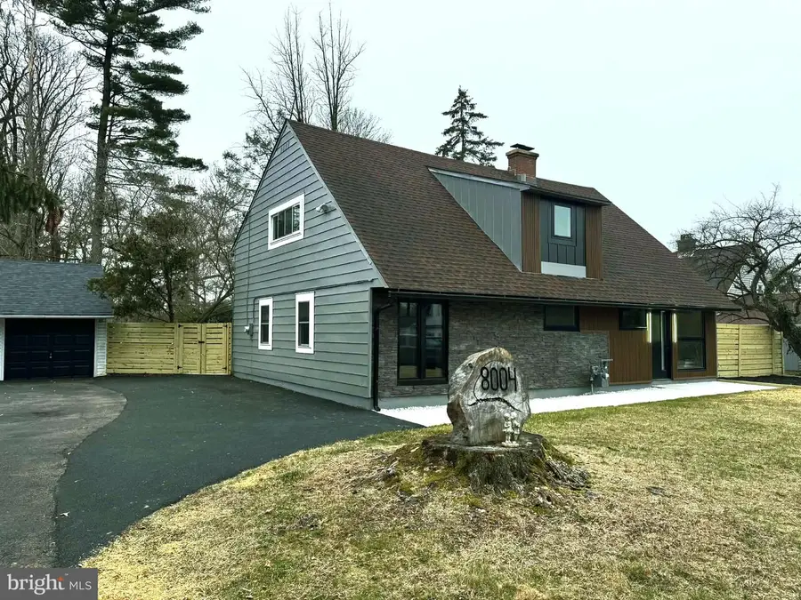 8004 Gladstone Rd, Glenside, PA 19038 - Image #2