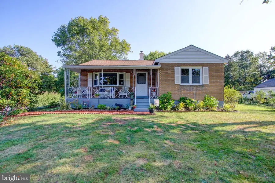 987 Jacks Ln, Lansdale, PA 19446 - Image #2