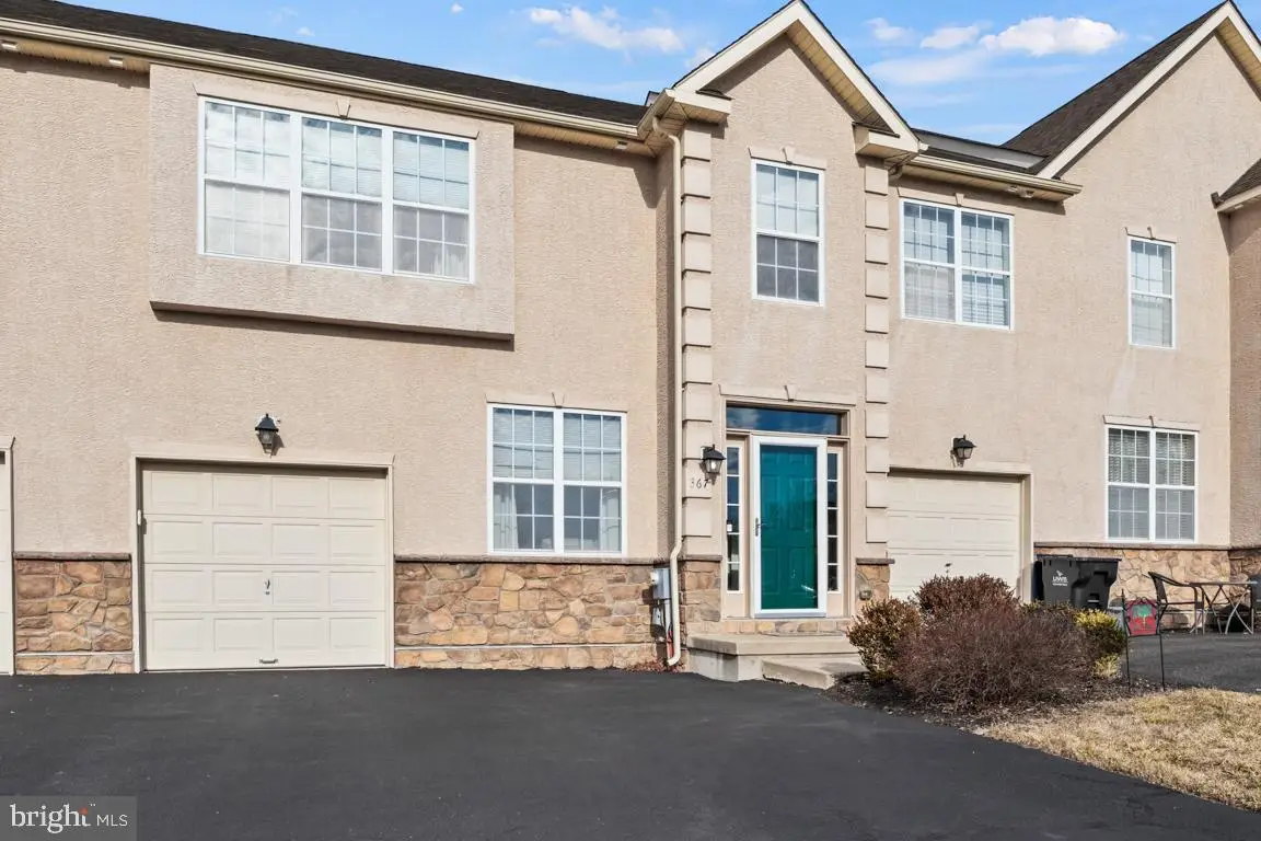 367 Manor Cir, Harleysville, PA 19438 - Image #1