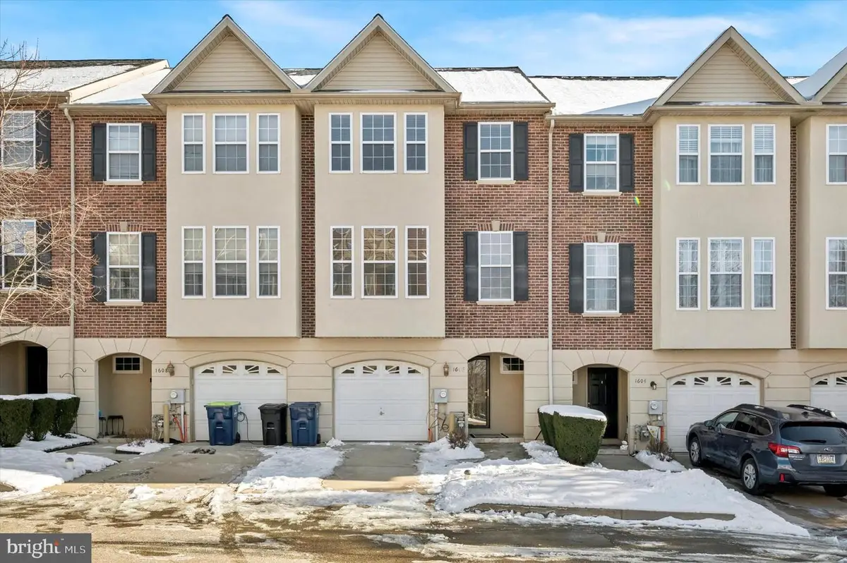 1606 Colleen Ct #10, Norristown, PA 19401 - Image #1