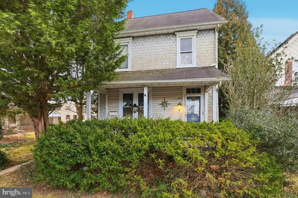 136 Jenkins Ave, LANSDALE, PA 19446