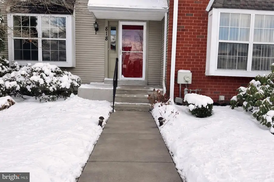 818 Treetop Lane, Norristown, PA 19403 - Image #2