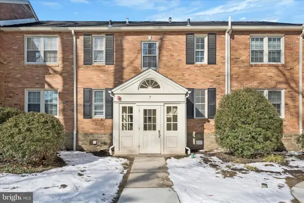 42 Conshohocken State Rd #7-b, BALA CYNWYD, PA 19004